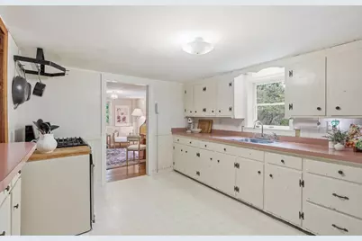5 Lowell Rd, Westford, MA 01886 - Photo 11