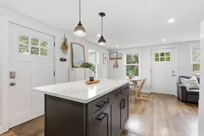 28 Cleveland Street, Medford, MA 02155 - Photo 7