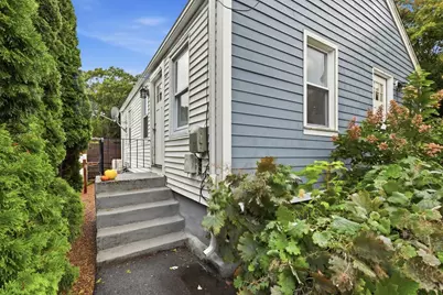 28 Cleveland Street, Medford, MA 02155 - Photo 25