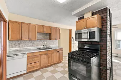 6-8 Marmion St, Boston, MA 02130 - Photo 13