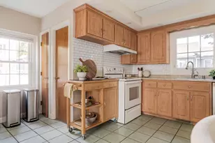 42 Salem St, Wakefield, MA 01880 - Photo 9