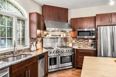 1204 Broadway, Haverhill, MA 01832 - Photo 3