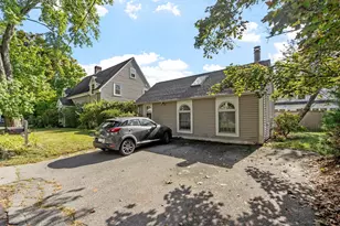 7 Thoreau Ct, Concord, MA 01742 - Photo 27
