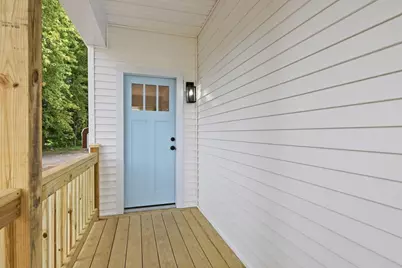 74 S Maple St, Westfield, MA 01085 - Photo 5