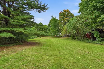 74 S Maple St, Westfield, MA 01085 - Photo 33