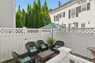 2 Greenleaf St, Newburyport, MA 01950 - Photo 27