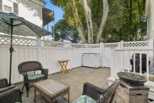 2 Greenleaf St, Newburyport, MA 01950 - Photo 29