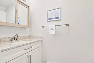 2 Greenleaf St, Newburyport, MA 01950 - Photo 17