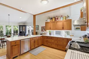 78 Elsinore St, Concord, MA 01742 - Photo 5