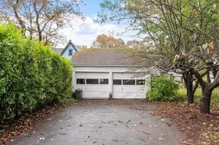27 Cherry St, Gardner, MA 01440 - Photo 5