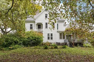 27 Cherry St, Gardner, MA 01440 - Photo 1