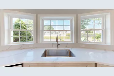 6 Emerald Pl, Raynham, MA 02767 - Photo 5