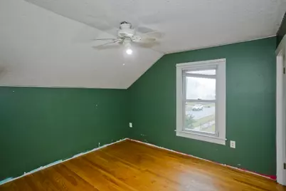 1439 Worcester St, Springfield, MA 01151 - Photo 17