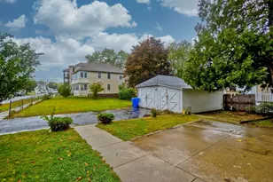 1439 Worcester St, Springfield, MA 01151 - Photo 31