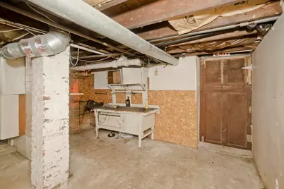 1439 Worcester St, Springfield, MA 01151 - Photo 27