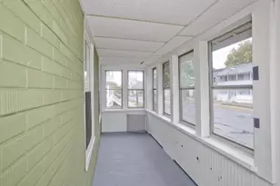 1439 Worcester St, Springfield, MA 01151 - Photo 25