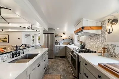 4 Tibbetts Ave, Danvers, MA 01923 - Photo 11