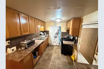 19 Lafrance Ct, New Bedford, MA 02740 - Photo 9