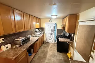 19 Lafrance Ct, New Bedford, MA 02740 - Photo 9