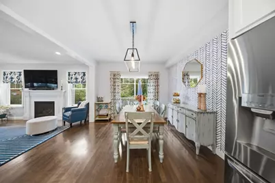 1093 Washington St #1093, Holliston, MA 01746 - Photo 5