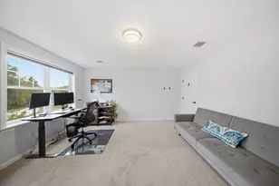 1093 Washington St, Holliston, MA 01746 - Photo 23