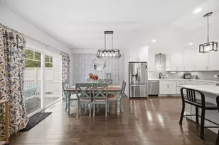 1093 Washington St, Holliston, MA 01746 - Photo 3