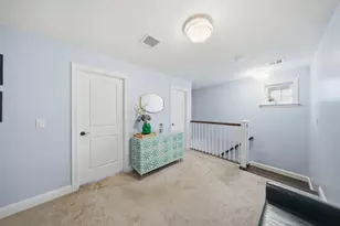 1093 Washington St, Holliston, MA 01746 - Photo 13