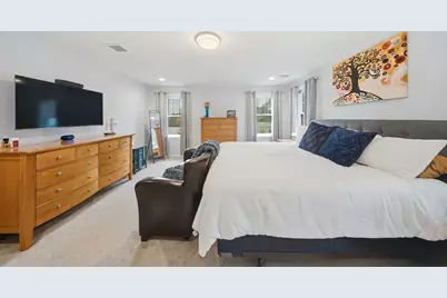 1093 Washington St #1093, Holliston, MA 01746 - Photo 15