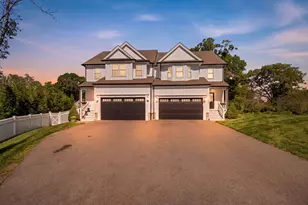 1093 Washington St, Holliston, MA 01746 - Photo 1