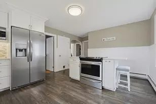 139 Massachusetts Ave, North Andover, MA 01845 - Photo 9