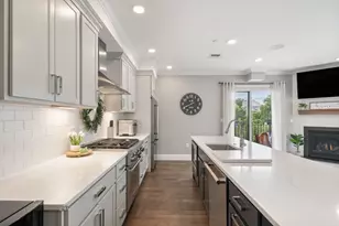 138 Neponset Ave, Boston, MA 02122 - Photo 7