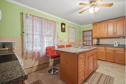 96 Stewart St, Chicopee, MA 01020 - Photo 5
