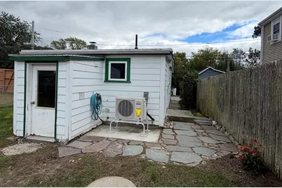 57 Clancy St, Swansea, MA 02777 - Photo 3