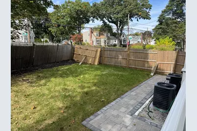 12 Bronx Rd, Boston, MA 02132 - Photo 29
