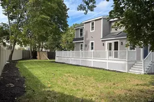 12 Bronx Rd, Boston, MA 02132 - Photo 37