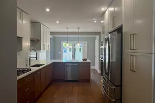 12 Bronx Rd, Boston, MA 02132 - Photo 5