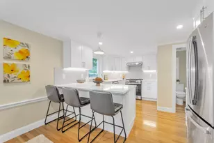 46 Brucewood St, Boston, MA 02132 - Photo 5