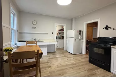 535 Harvard Street, Whitman, MA 02382 - Photo 9