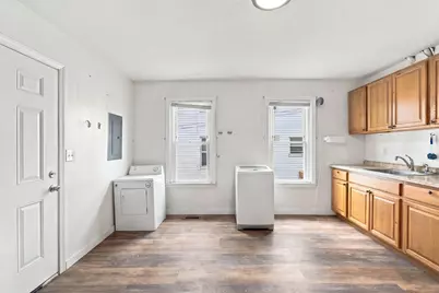 56 Summit St, Woonsocket, RI 02895 - Photo 15