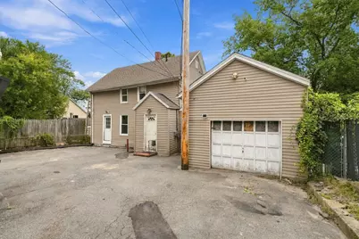 56 Summit St, Woonsocket, RI 02895 - Photo 3