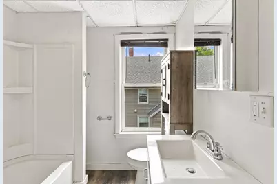 56 Summit St, Woonsocket, RI 02895 - Photo 5