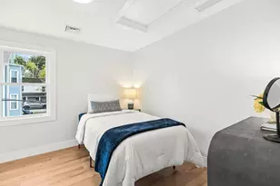 11 Hovey St, Woburn, MA 01801 - Photo 13