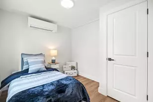 11 Hovey St, Woburn, MA 01801 - Photo 19