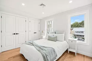 11 Hovey St, Woburn, MA 01801 - Photo 7