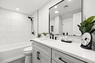 11 Hovey St, Woburn, MA 01801 - Photo 17