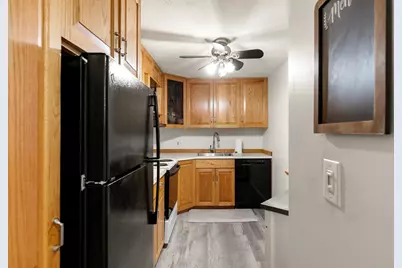 500 Northshore Road #6C, Peabody, MA 01960 - Photo 5