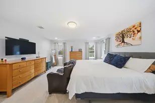 1093 Washington St, Holliston, MA 01746 - Photo 17
