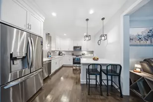 1093 Washington St, Holliston, MA 01746 - Photo 5