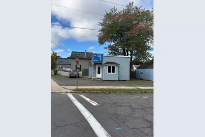 1648 Carew St, Springfield, MA 01104 - Photo 3