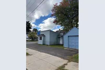1648 Carew St, Springfield, MA 01104 - Photo 5
